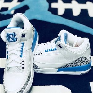 Meet your Posher, Corey